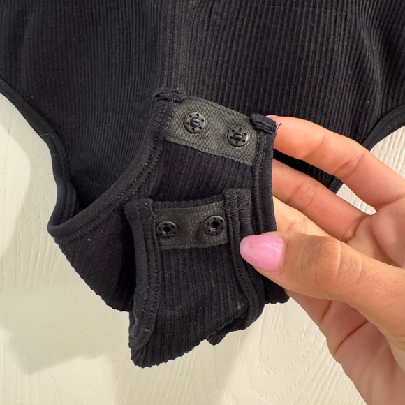 Black Ribbed Bodysuit - Picture 3 of 3